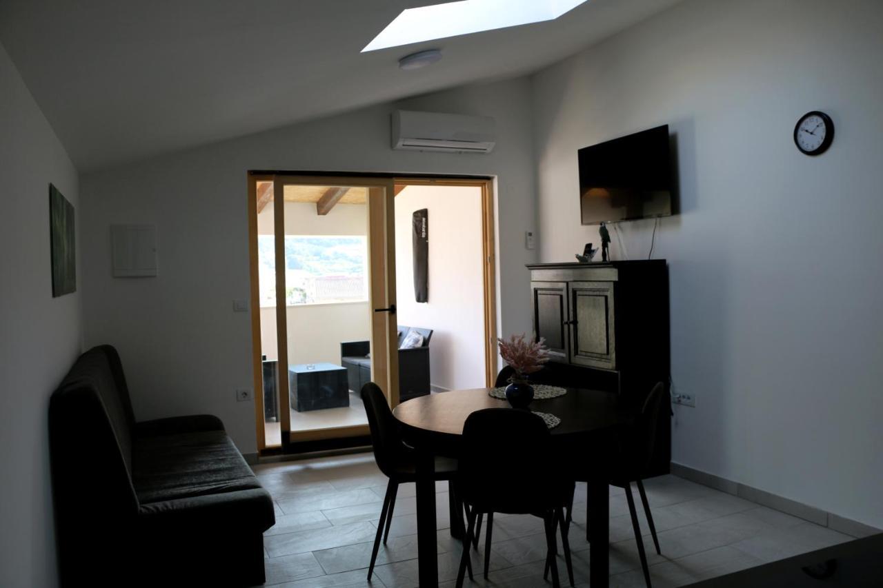 Apartment Penthouse & Apartment Studio Franci พาก ภายนอก รูปภาพ
