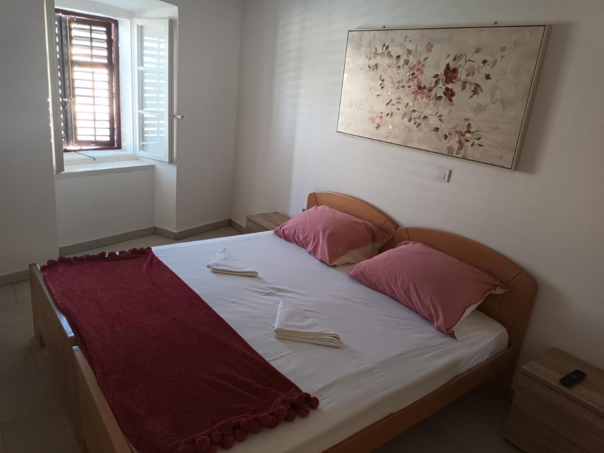 Apartment Penthouse & Apartment Studio Franci พาก ภายนอก รูปภาพ