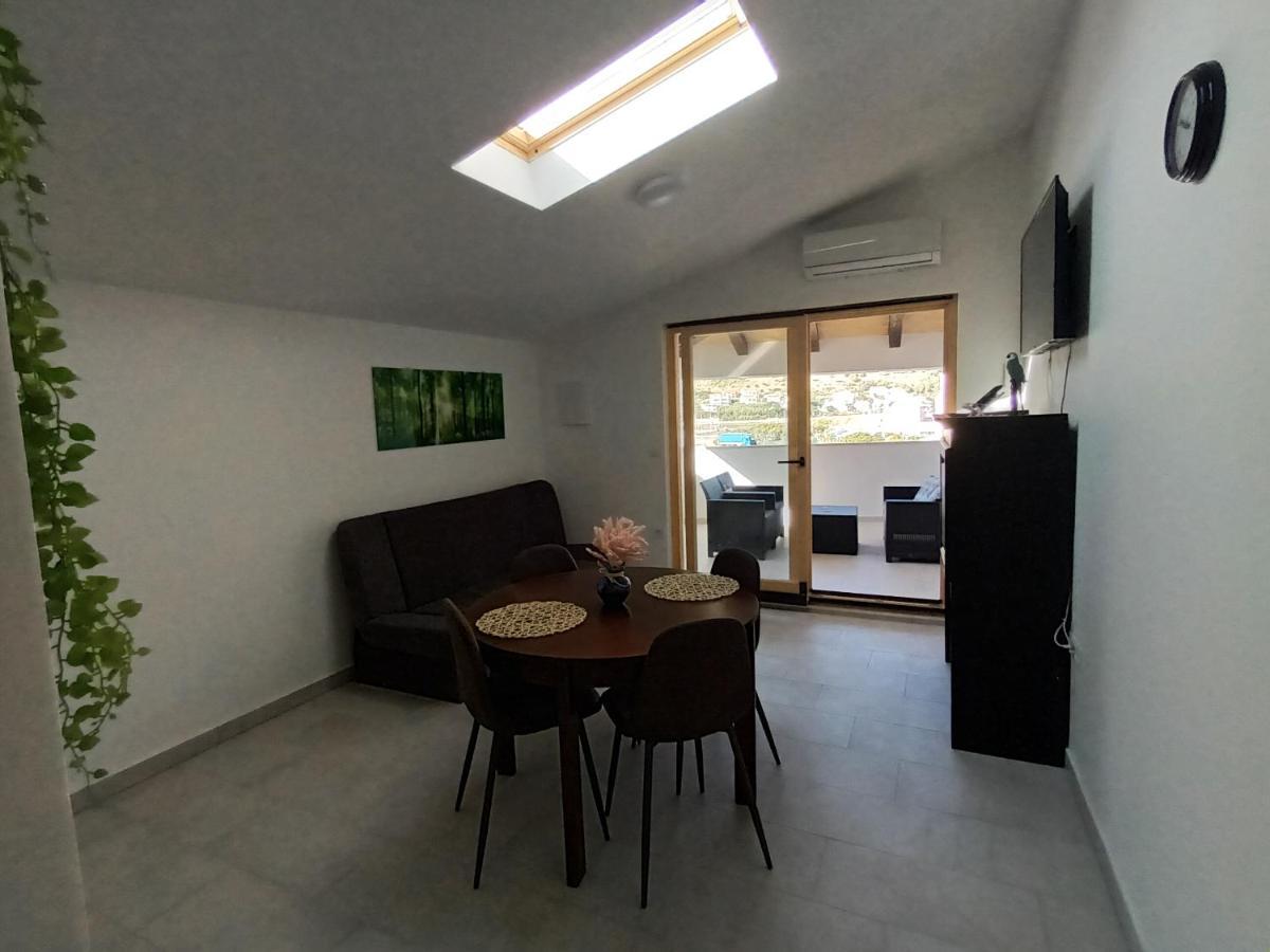 Apartment Penthouse & Apartment Studio Franci พาก ภายนอก รูปภาพ